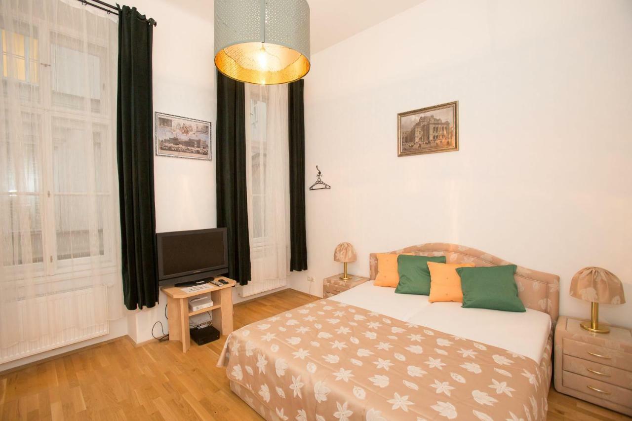 Opera 1 Appartement *